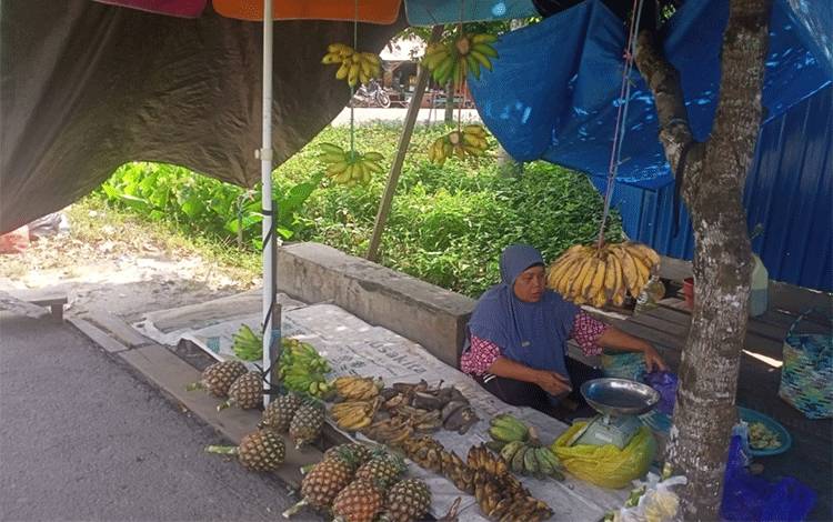 Ibu Penjual Buah di Sampit Menjadi Korban Uang Palsu