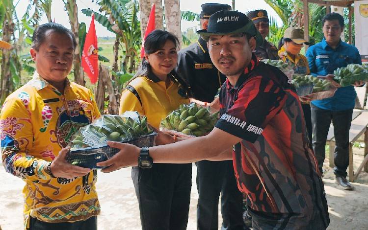 Diharapkan Pemuda di Gunung Mas Bisa Manfaatkan Lahan untuk Bertani