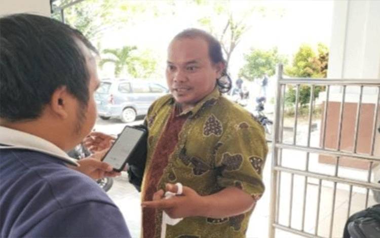 Sidang Kasus Kontainer Lapak PKL Yos Sudarso, Ini Pledoi Akhmad Gazali