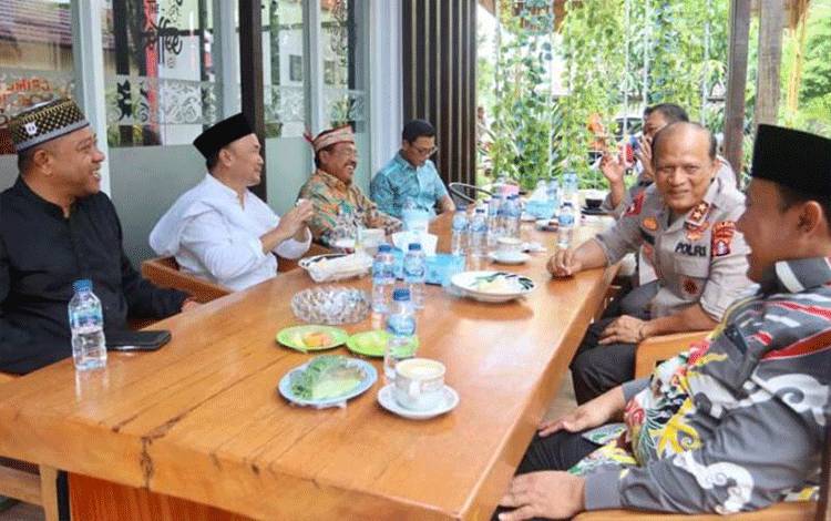 Kapolda dan Forkopimda Kalteng gelar Jumat Curhat Bahas Kamtibmas