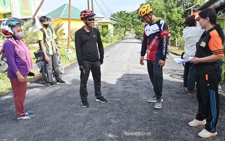 Bupati Lamandau Pastikan Pembangunan Jalan Berkualitas
