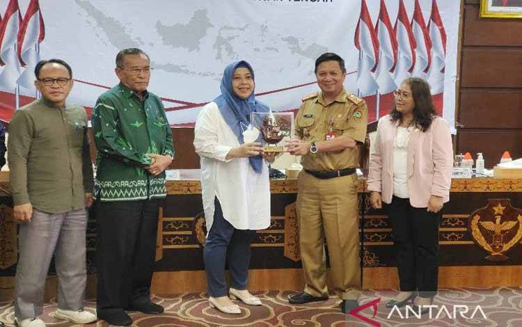 Kalteng - Kalsel Bertekad Optimalkan Ketertiban di Perbatasan