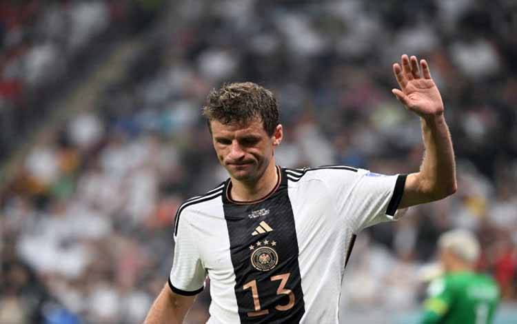 Striker timnas Jerman Thomas Mueller bereaksi pada pertandingan Grup E Piala Dunia antara Jerman melawan Kosta Rika di Stadion Al Bayt, utara Doha. (1/12/2022) (ANTARA/AFP/INA FASSBENDER)
