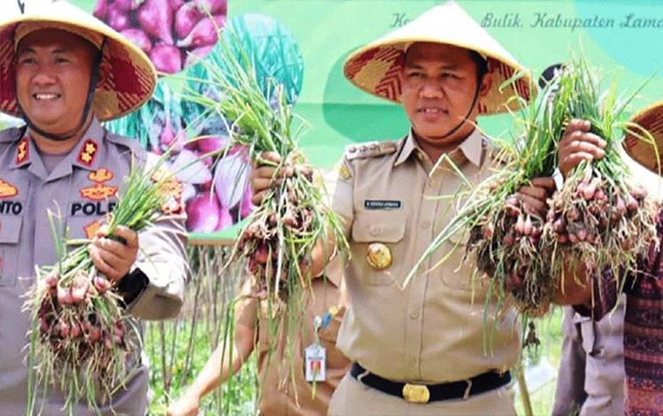 Bupati Lamandau Ajak Anak Muda Manfaatkan Lahan Pertanian