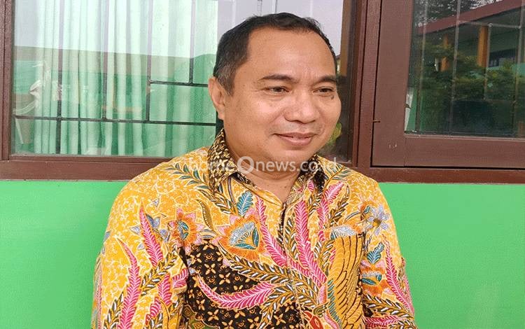 DPRD Kotim Sebut E-Library SMPN 1 Sampit Terobosan Baru Menambah Minat Baca Siswa di Era Digital