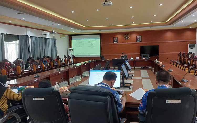 Bapemperda DPRD Kapuas Rapat Dengan Eksekutif Bahas Hasil Fasilitasi Raperda Ini