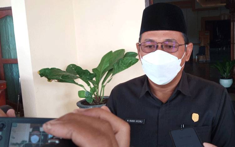 Ketua DPRD Kobar Rusdi Gozali, Kamis, 12 Januari 2023. (FOTO: YUDHA)