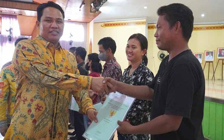 2.750 Sertifikat Tanah Program PTSL Diserahkan di Lamandau