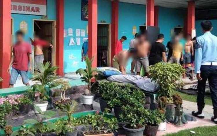 Jumat Bersih, Gotong Royong Sasar Blok Hunian Rutan Kuala Kapuas?