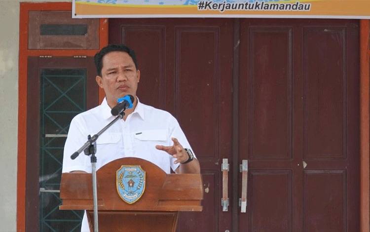 Bupati Lamandau Minta Camat Siaga Karhutla