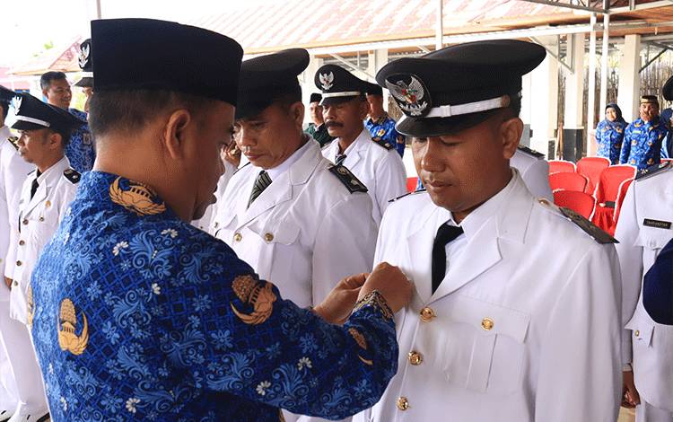 Lantik Pejabat Struktural Bupati Seruyan Tekankan ini