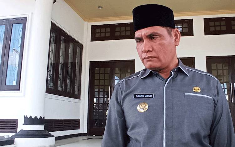 Pj Bupati Kobar Ingatkan ASN Layani Masyarakat Dengan Cepat dan Efisien