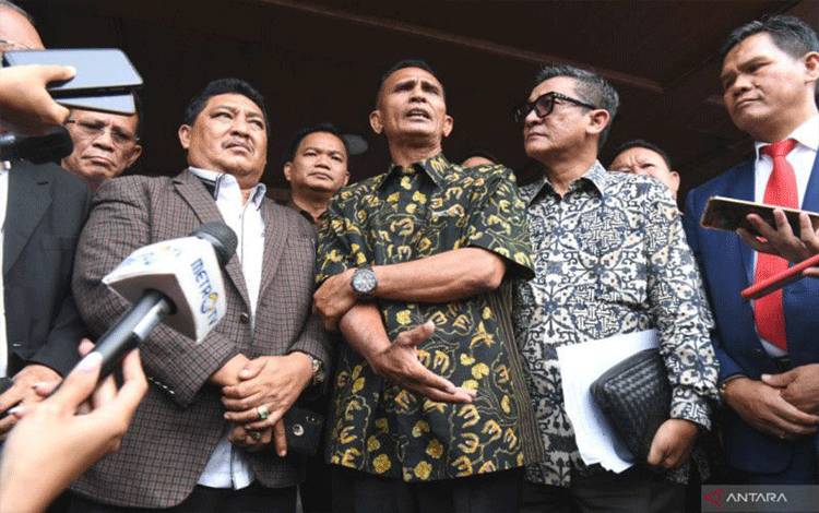 Ayah Brigadir J kecewa dengan Tuntutan terhadap Putri Candrawathi