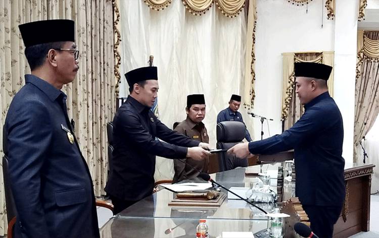 Fraksi Demokrat DPRD Barito Utara Setujui Raperda Pengelolaan Keuangan Daerah