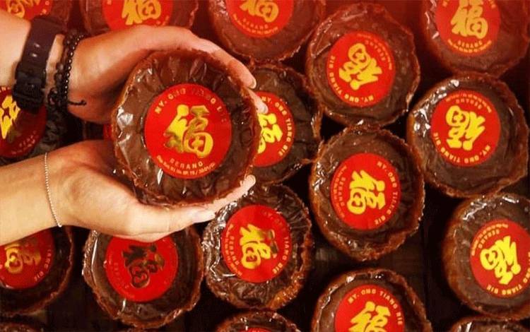 Filosofi Sajian Sembahyang Imlek, Kue Keranjang