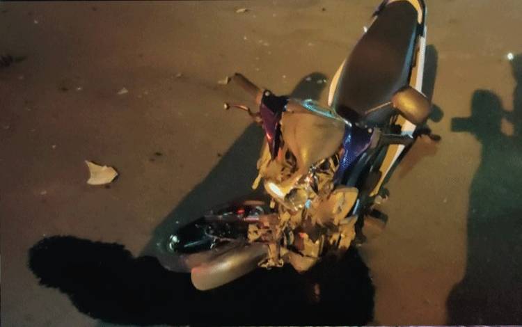 Tabrak Lari Terjadi di Bundaran Kecil Palangka Raya, Motor Remuk, Korban Begini