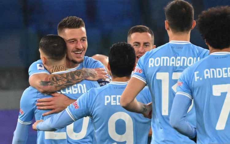 Milinikovic-Savic Sebut Ia Punya Intuisi Akan Akhiri "Kutukan Milan"