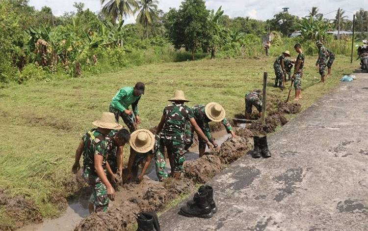 Kodim 1011 Kuala Kapuas Persiapkan Lahan Demplot Budidaya Cabe