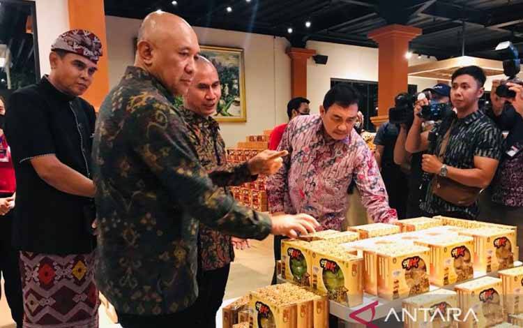 Menkop UKM Berharap Oleh-oleh UMKM Tembus Pasar Swiss dan Eropa