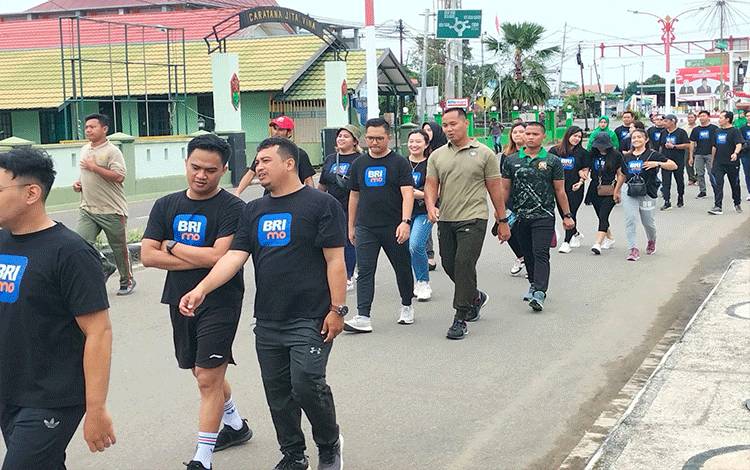 Kodim 1012 Buntok Bersama PWI Gelar Senam Bersama SKJ 88