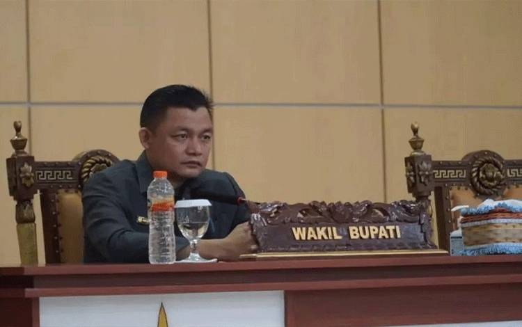 Wabup Lamandau Minta Pemdes Pahami Tugas dan Kewenangan