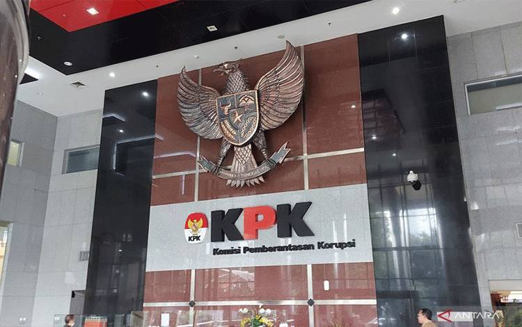 Komisi Pemberantasan Korupsi (KPK). Fianda Sjofjan Rassat