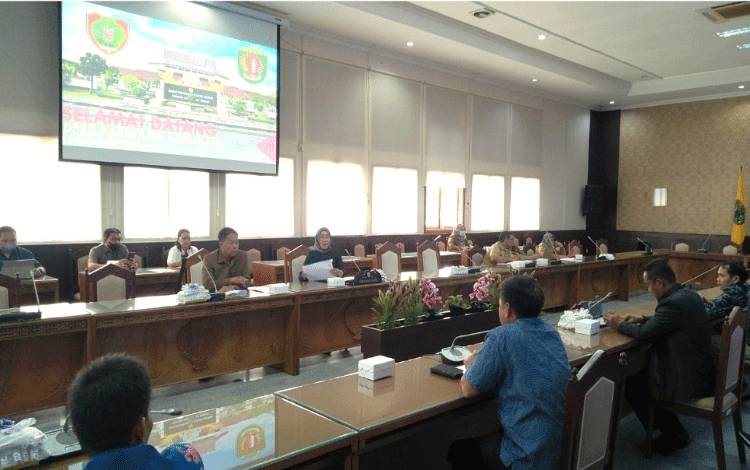 DPRD Katingan Sharing Informasi dengan DPRD Kalteng terkait Sektor Kesehatan
