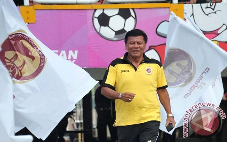 Pelatih Berprestasi Benny Dollo Meninggal Dunia