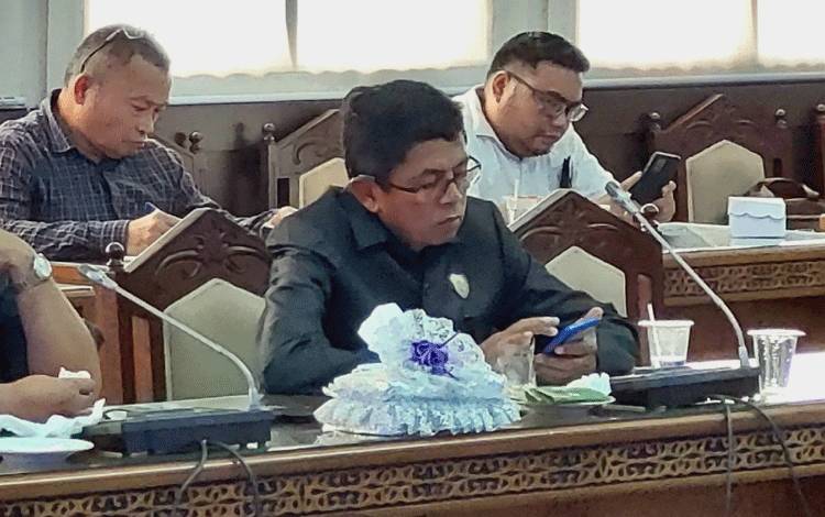 Anggota DPRD Kalteng, Muhajirin. (FOTO: DONNY D)?