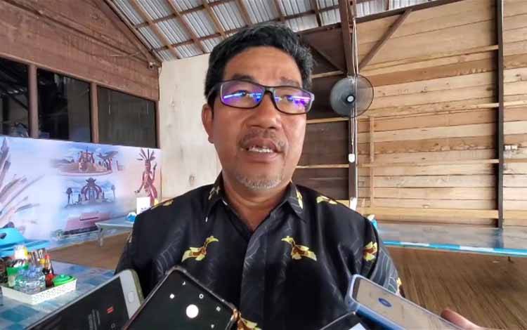 Kepala Bapenda Kotim, Ramdansyah. (FOTO: NISA)