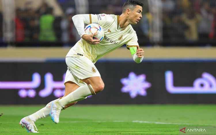 Cristiano Ronaldo Akhinya Sumbang Gol Perdananya untuk Al Nassr