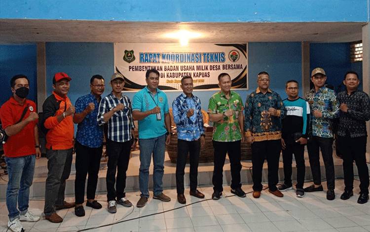 Kepala DPMD Kapuas: Pembentukan BUMDes Bersama Dilakukan Bertahap