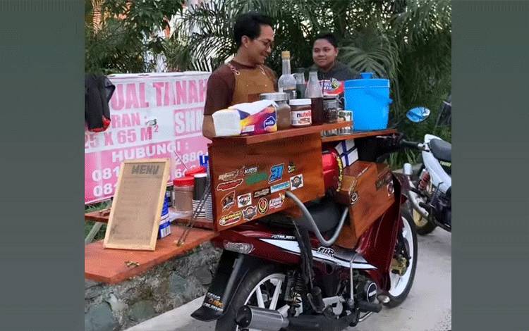 'Kopling' Kopi Keliling, Usaha Kecil Besutan Pemuda Kreatif Tumbuh di Terowongan Nur Mentaya