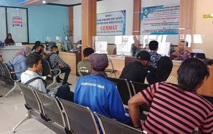 Dari 17 Kecamatan di Kotim, Hanya 2 Kecamatan Belum Bisa Perekaman KTP