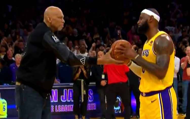 LeBron James Cetak Sejarah Sebagai Pencetak Poin Tertinggi di Dunia