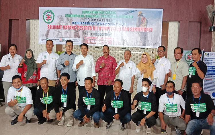 Jadi Syarat Wajib, Kadisnakertrans Kotim Berharap Semua Tenaga Konstruksi Lulus Sertifikasi