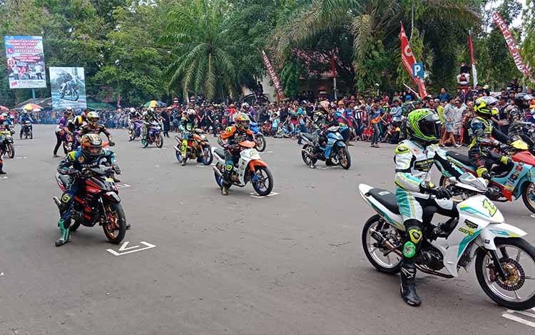 Pecahkan Rekor Peserta Terbanyak, Bupati Kotim Open Race Motoprix Capai 254 Pembalap