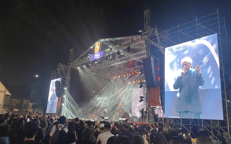 Opick Tampil Beri "siraman rohani" di Festival Pasar Musik