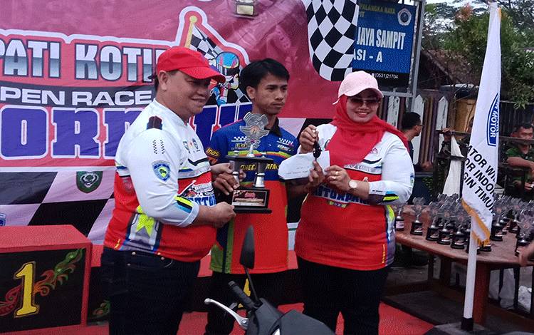 Bupati Kotim Open Race Motorprix Salurkan Bakat dan Potensi Pemuda