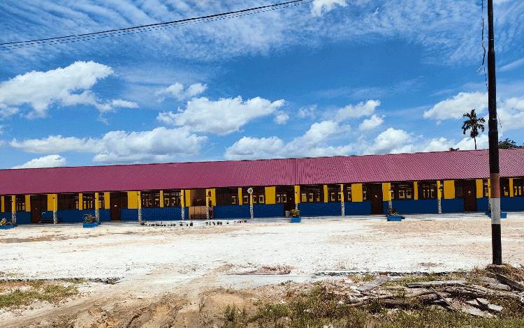 Siswa SDN 1 Kuala Kurun Tempati Ruang Belajar Baru