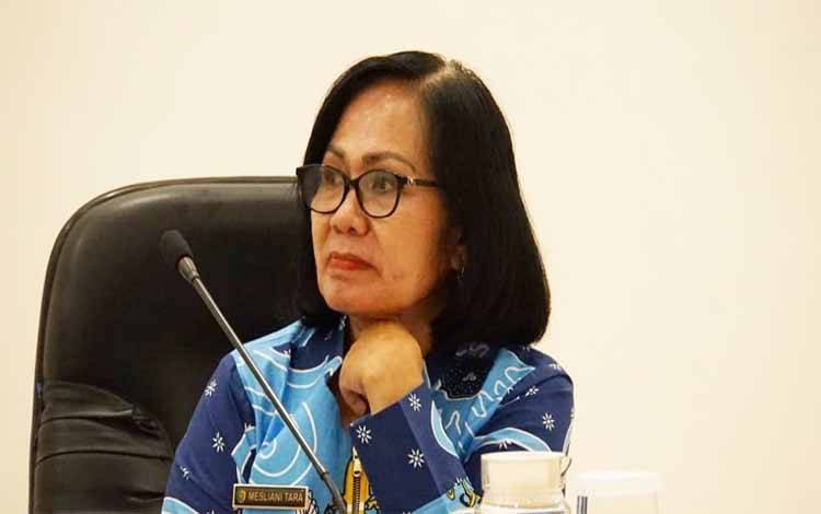 Kepala Dinas Tenaga Kerja (Disnaker) Kota Palangka Raya, Mesliani Tara. (FOTO: HENDRI)