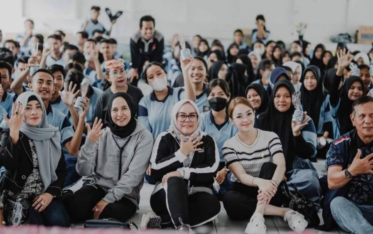 Waket III DPRD Kalteng Sosialisasi Wawasan Kebangsaan dan Pendidikan Pemilih Pemula