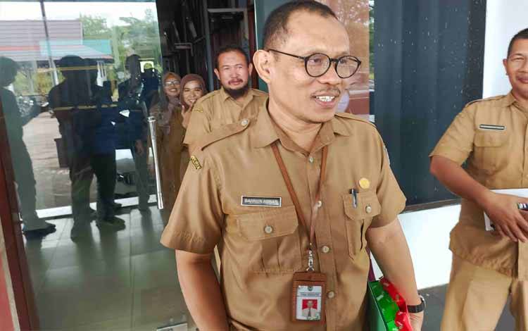 Kadis Kesehatan Seruyan, dr Bahrun Abbas (Foto ; FAHRUL)