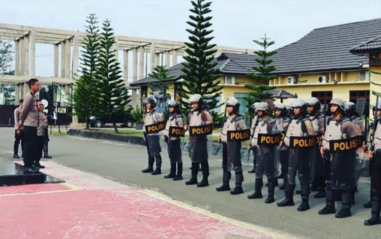 Wakapolres Kapuas Cek Pelaksanaan Latihan Dalmas Personel