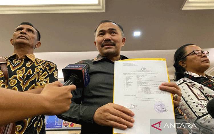 Kamaruddin Laporkan Ferdy Sambo CS atas Dugaan Pencurian Uang
