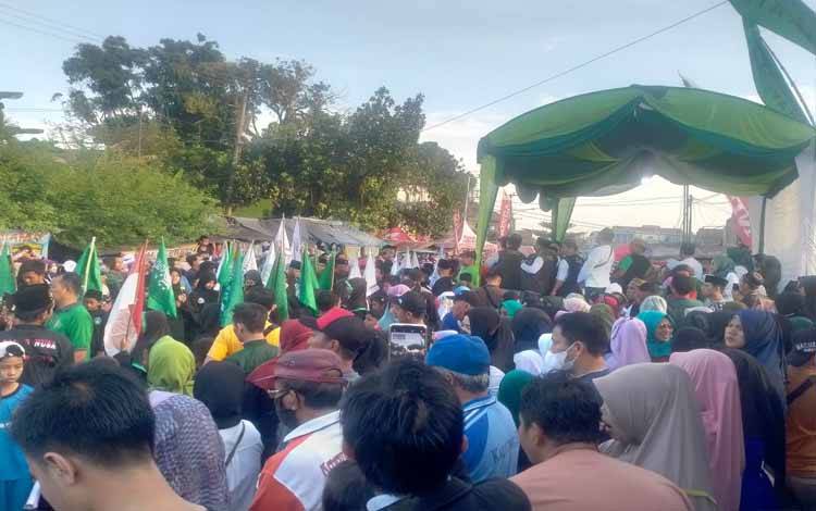 Ribuan Warga Ikuti Jalan Sehat 1 Abad NU di Palangka Raya