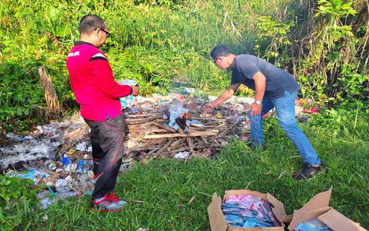 Hindari Penyalahgunaan, Dinas Dukcapil Seruyan Musnahkan Ribuan Blangko KTP el