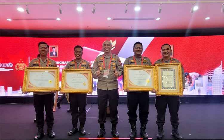 Polres Seruyan Raih Penghargaan Pelayanan Prima dari Kementrian PANRB