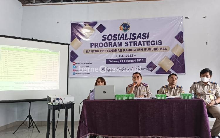 Kantor Pertanahan Kabupaten Gunung Mas saat menggelar konferensi pers terkait capaian kinerjanya di tahun 2022, Selasa, 21 Februari 2023. (FOTO: RISKA YULYANA)