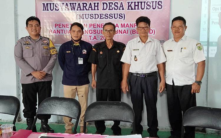 Pemdes Malintut Barito Timur Tetapkan Penerima BLT DD dan APBDes 2023